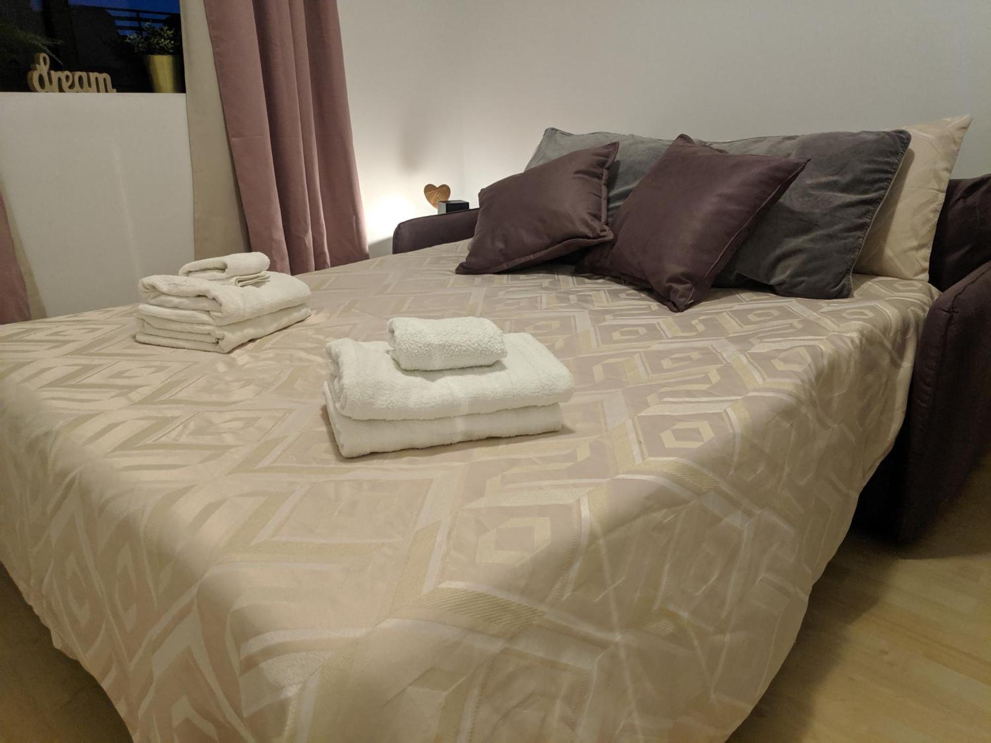 Gaia St Paul'S Bay Modern Cosy Apartment 圣保罗湾城 外观 照片